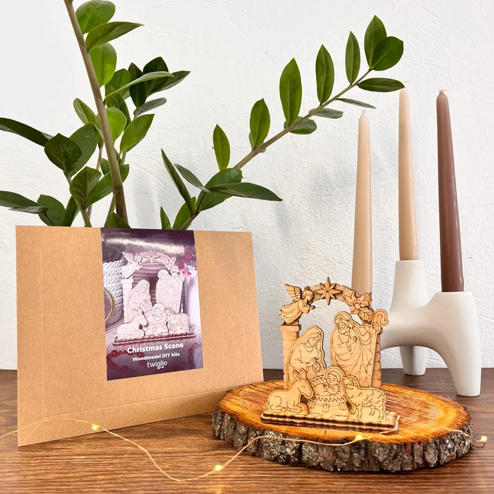Twiglio Christmas Scene N-201 ξύλινη χριστουγεννιάτικη φάτνη με Παναγία Ιωσήφ και Θείο Βρέφος