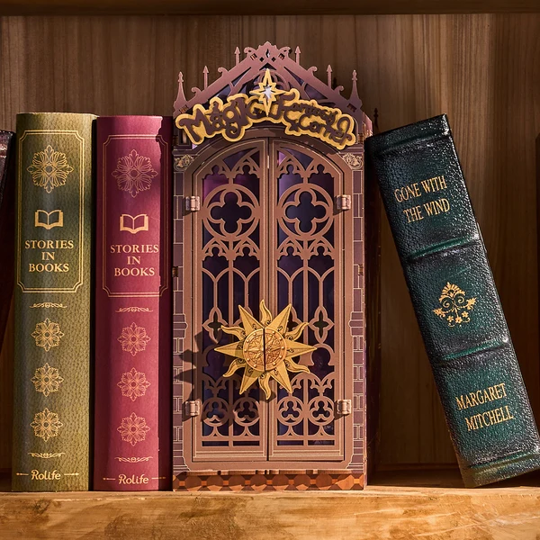 Rolife Magic Fantasy Corner – DIY Book Nook Μαγική Γωνιά με Φωτισμό LED - Image 7