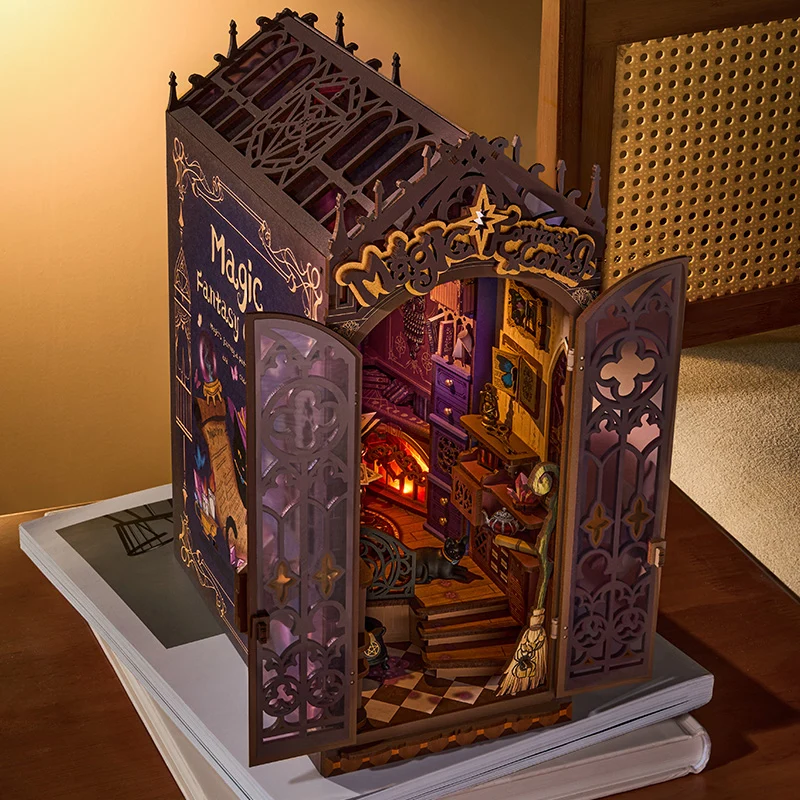 Rolife Magic Fantasy Corner – DIY Book Nook Μαγική Γωνιά με Φωτισμό LED - Image 6